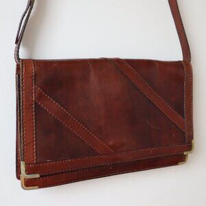 Vintage Brown Leather Shoulder Bag with Brass Details